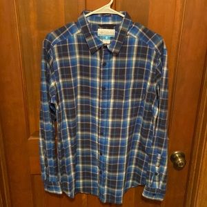 Long Sleeve Columbia Button up